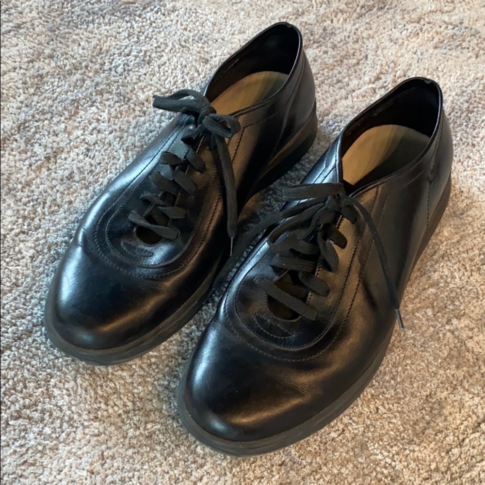 Ferragamo Black leather sneaker. Size 11 2 E